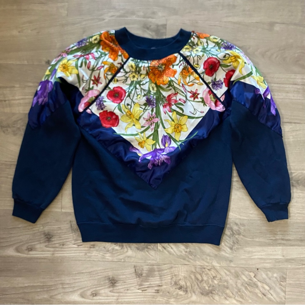 Hanes Vintage Floral Silk Handkerchief Crewneck Sz L 90s Ecletic Grannycore